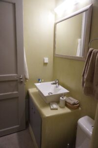 Mavroidis House bathroom